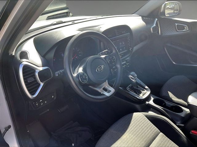 Used 2020 Kia Soul S FWD image 14