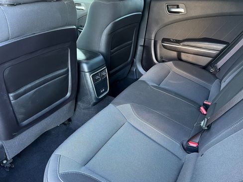 Used 2019 Dodge Charger SXT image 26