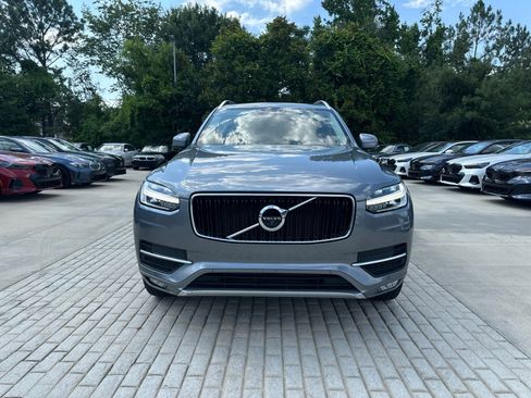 Used 2018 Volvo XC90 T6 Momentum w/ Convenience Package AWD/4WD image 3