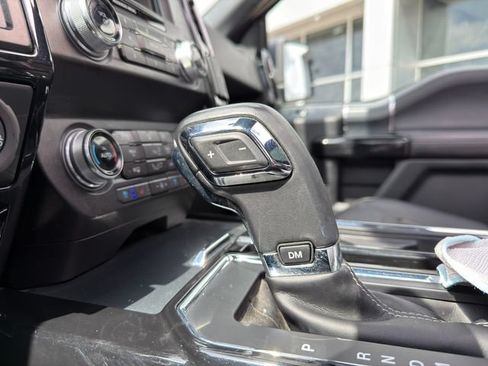 Used 2019 Ford F150 Lariat w/ Equipment Group 502A Luxury AWD/4WD image 37