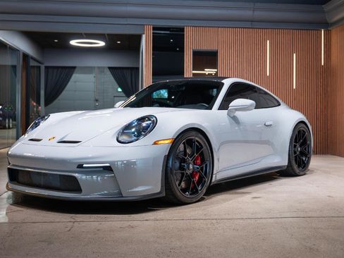 Used 2023 Porsche 911 GT3 RWD image 3