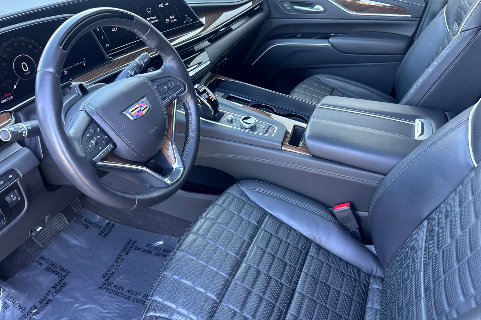 Certified 2023 Cadillac Escalade Sport Platinum w/ LPO, ONYX Package AWD/4WD image 9
