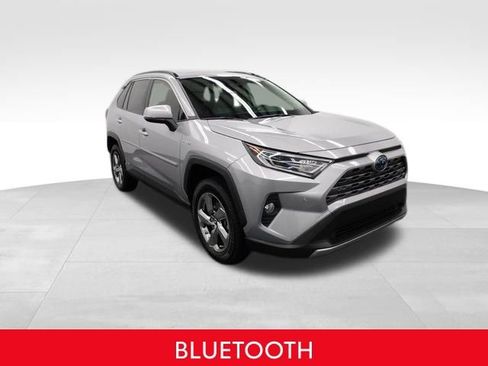 Used 2019 Toyota RAV4 Limited image 2