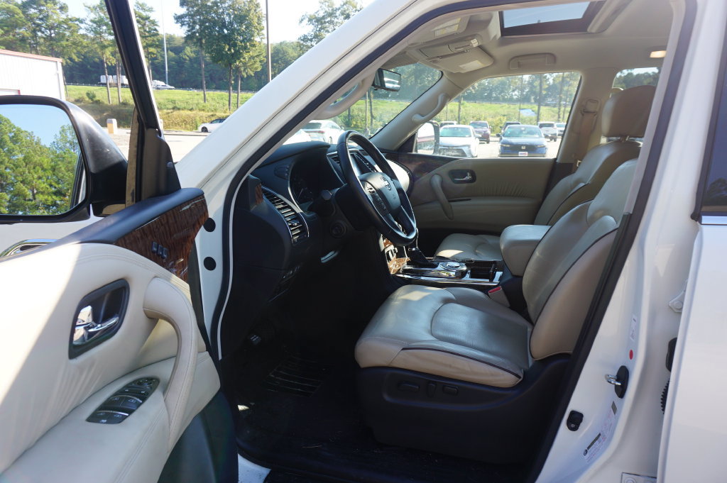 Used 2019 Nissan Armada Platinum w/ Captain's Chairs Package RWD image 2