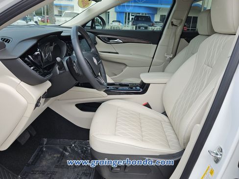 Used 2023 Buick Envision Avenir FWD image 10