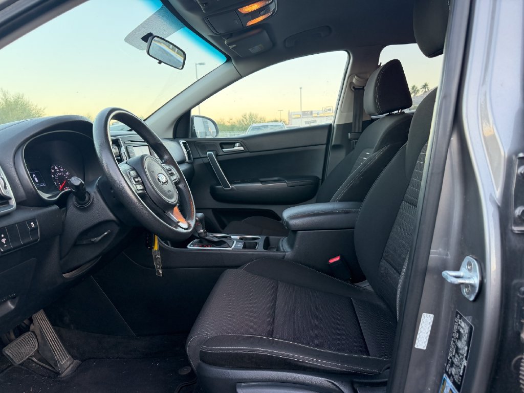 Used 2018 Kia Sportage LX FWD image 7