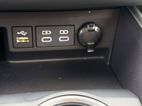 Certified 2026 Toyota Highlander XLE AWD/4WD image 19