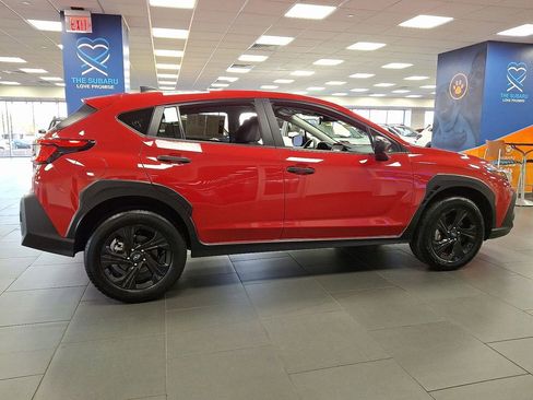Used 2024 Subaru Crosstrek 2.0i w/ Crosstrek Mirror Package image 10