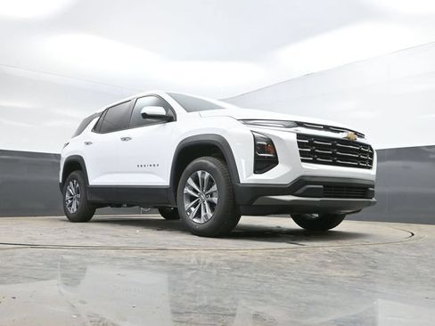 Used 2025 Chevrolet Equinox LT AWD/4WD image 40