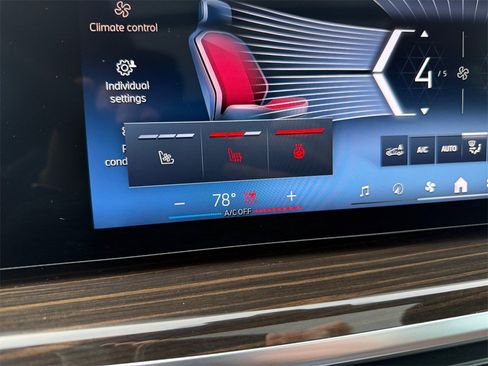 Certified 2025 BMW X5 xDrive40i w/ Climate Comfort Package image 23