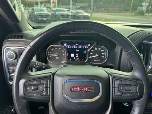 Used 2022 GMC Sierra 1500 AT4 w/ AT4 Premium Package AWD/4WD image 21