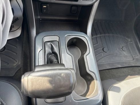 Used 2016 Chevrolet Colorado Z71 AWD/4WD image 14