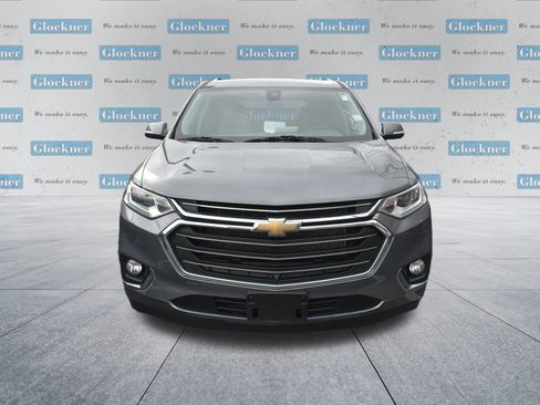 Used 2020 Chevrolet Traverse Premier image 2