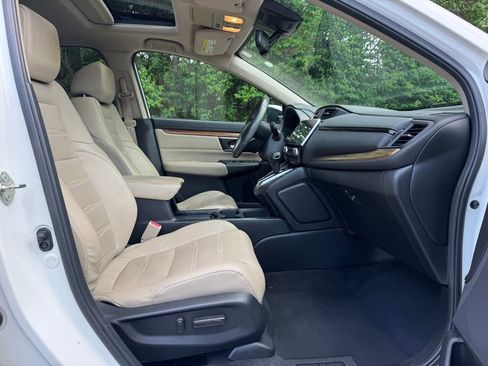 Used 2017 Honda CR-V EX-L image 9