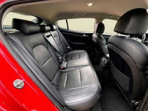 Certified 2019 Kia Stinger image 29