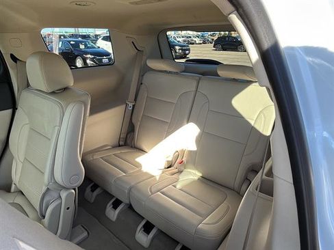 Used 2023 GMC Acadia Denali AWD/4WD image 13