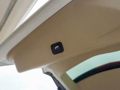 Used 2015 Cadillac SRX Premium image 11