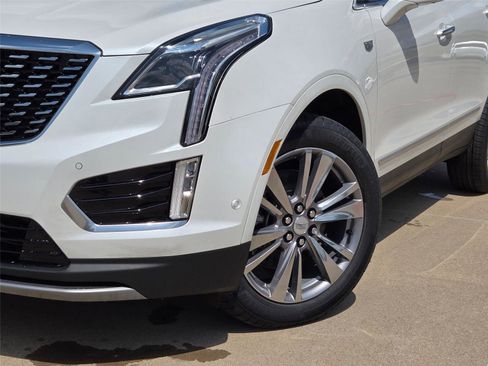 New 2026 Cadillac XT5 Premium Luxury w/ LPO, Floor Liner Package image 7