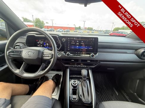 Used 2024 Chevrolet Colorado Trail Boss w/ Technology Package AWD/4WD image 22