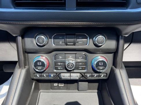 Used 2023 GMC Yukon AT4 w/ AT4 Premium Package image 20