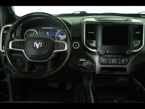 Used 2022 RAM 1500 Big Horn AWD/4WD image 11