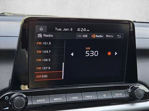 Used 2024 Kia Forte LXS image 12