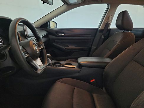 Used 2020 Nissan Altima 2.5 S FWD image 17