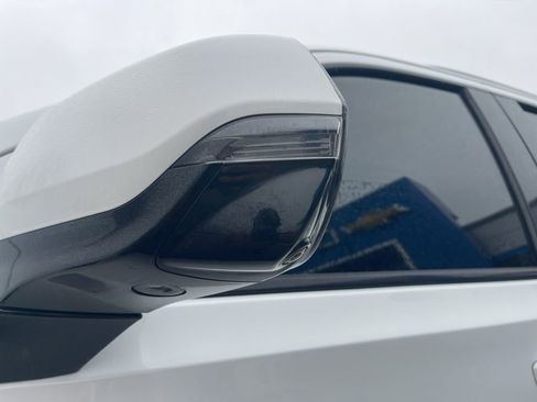 Used 2021 GMC Yukon AT4 w/ AT4 Premium Plus Package image 11