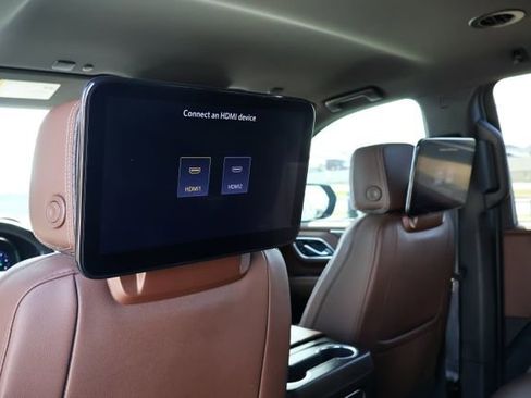 Used 2023 Chevrolet Suburban High Country w/ Max Trailering Package image 11