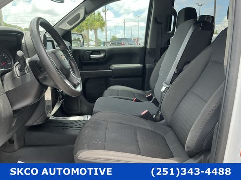 Used 2022 Chevrolet Silverado 1500 Custom w/ Safety Confidence Package RWD image 11