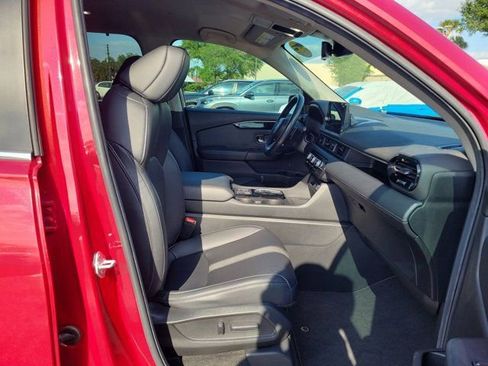 Certified 2025 Honda Pilot EX-L image 10