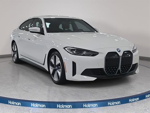 Certified 2023 BMW i4 eDrive35 w/ Premium Package image 3