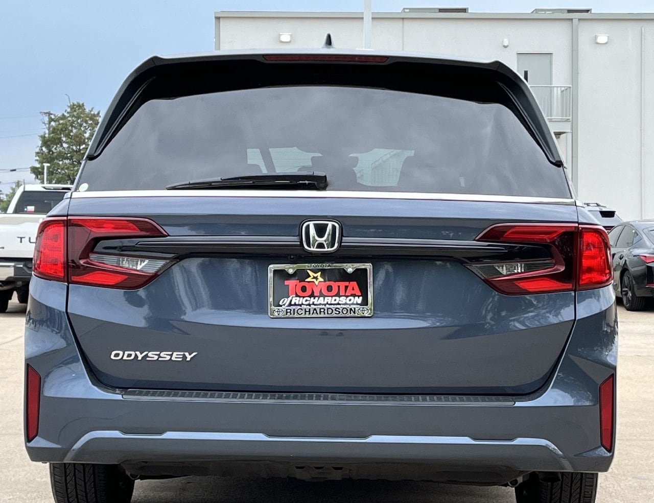 Used 2025 Honda Odyssey EX-L image 5