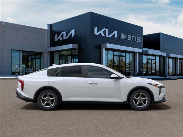 New 2026 Kia K4 FWD image 7