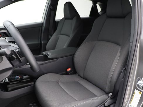 Used 2024 Subaru Solterra Premium image 15