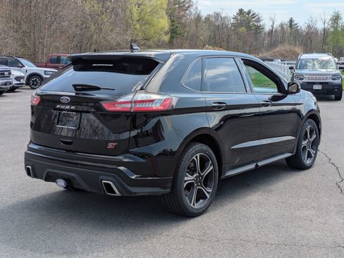 Used 2023 Ford Edge ST AWD/4WD image 3