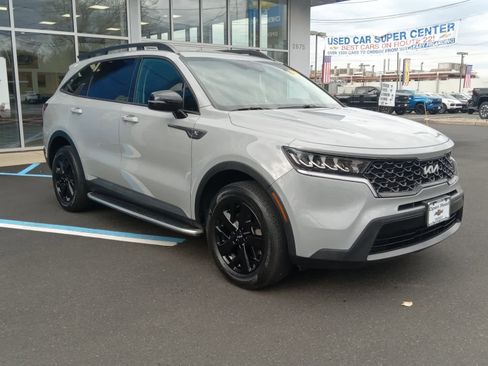 Used 2022 Kia Sorento S image 1