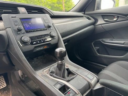 Used 2019 Honda Civic Sport image 10