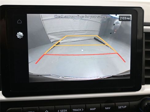 Used 2024 Hyundai Venue Limited image 13