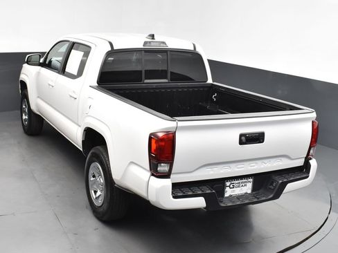 Used 2022 Toyota Tacoma SR w/ SR Convenience Package RWD image 28