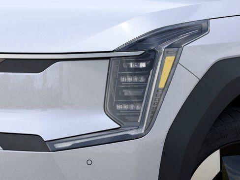 New 2026 Kia EV9 Wind AWD/4WD image 10