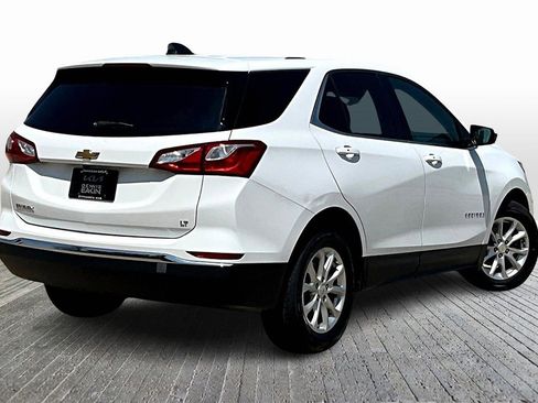 Used 2019 Chevrolet Equinox LT image 2