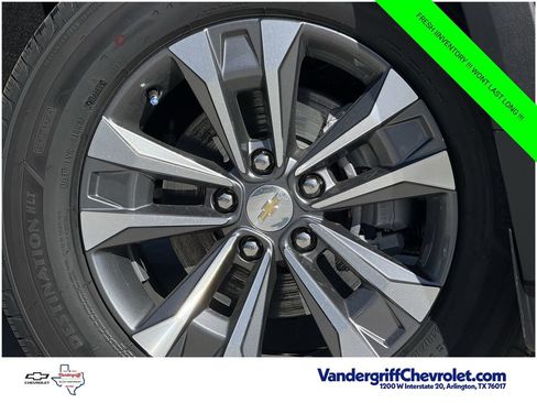 New 2026 Chevrolet Equinox LT w/ Safety and Technology Package FWD image 9
