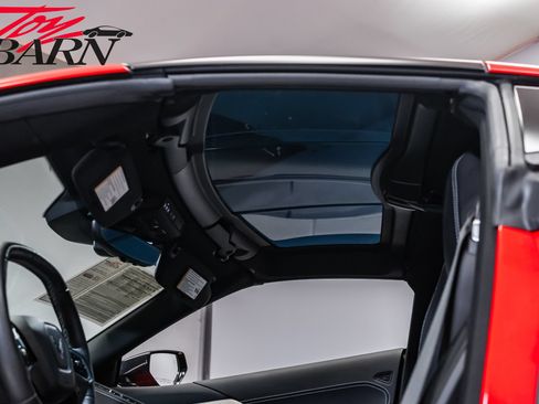 Used 2020 Chevrolet Corvette Stingray Preferred Cpe w/ 2LT Preferred Equipment Group RWD image 31