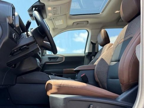 New 2026 Ford Bronco Sport Outer Banks w/ Outer Banks Tech Package+ AWD/4WD image 12