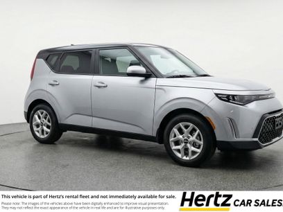 Used 2025 Kia Soul LX w/ LX Technology Package