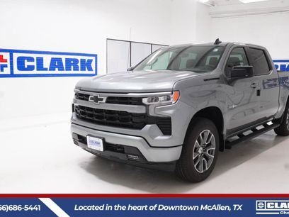 New 2026 Chevrolet Silverado 1500 RST w/ LPO, Dark Essentials Package