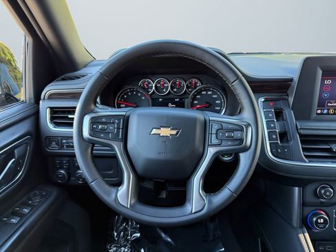 Used 2023 Chevrolet Suburban LS w/ Driver Alert Package image 12