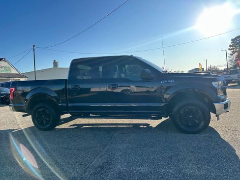 Used 2016 Ford F150 XLT image 13