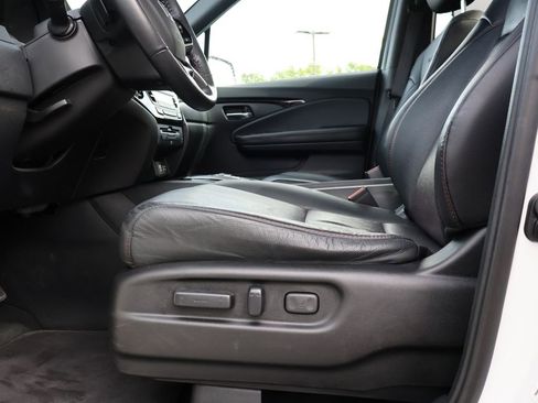Certified 2021 Honda Pilot Black Edition image 34